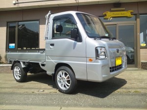 ｻﾝﾊﾞｰ ﾄﾗｯｸ 4WD （型式TT2） FAFﾘﾌﾄｱｯﾌﾟｽﾌﾟﾘﾝｸﾞ取り付け 神奈川県横浜市　W様